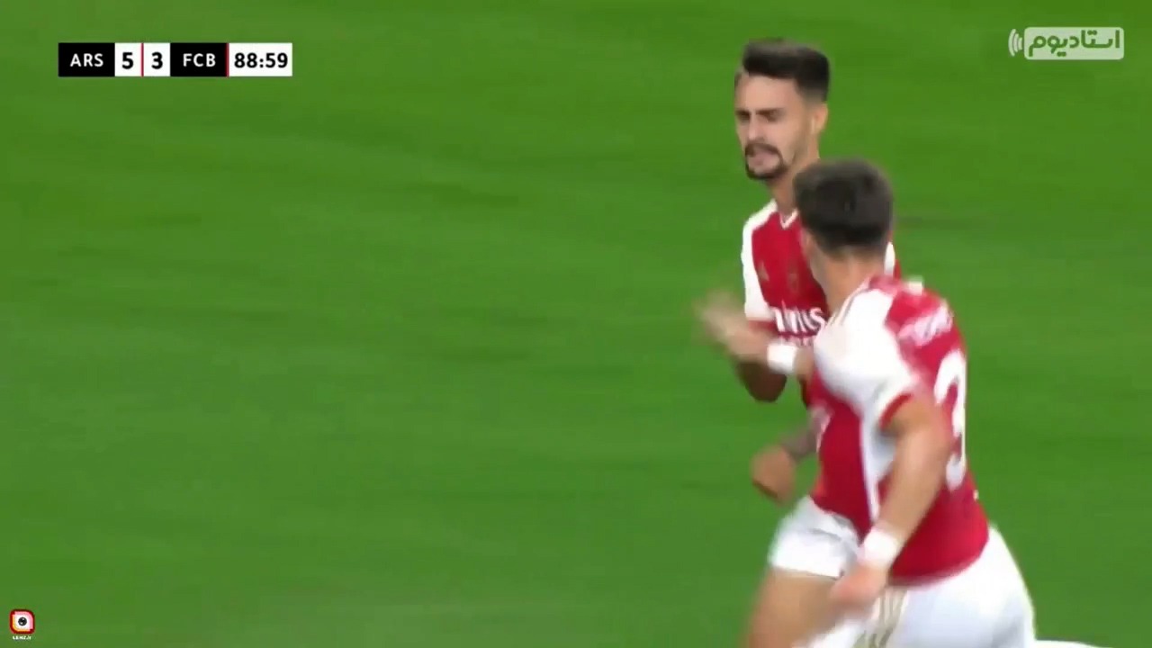 گل پنجم آرسنال به بارسلونا (شوت تماشایی ویرا)