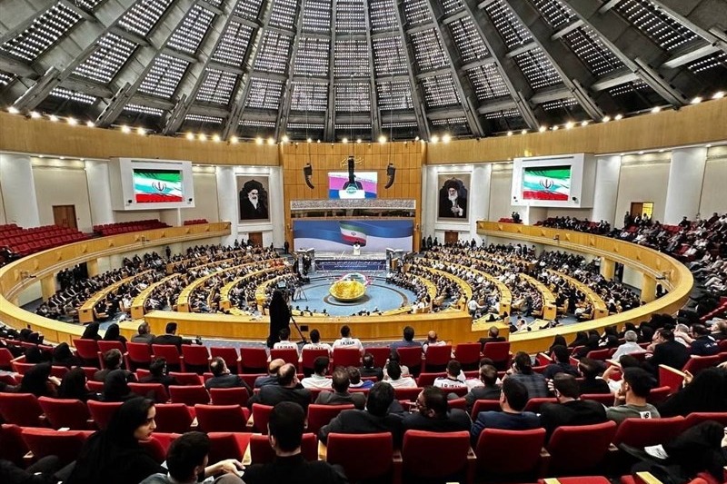 گزارش کامل از مراسم تجلیل از قهرمانان و مدالآوران با حضور رئیس جمهور