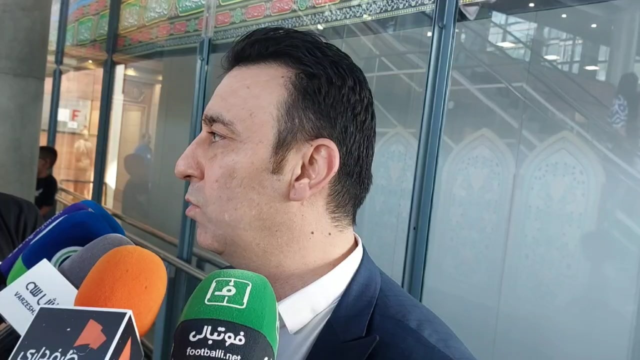 اختصاصی/ سرپرست تیم امید: از همه فوتبال دوستان عذرخواهی میکنم و به زعم خودم خیلی مقصر بودم