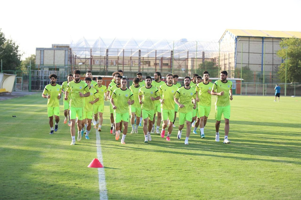 تمرینات ذوب آهن تا دوشنبه تعطیل شد