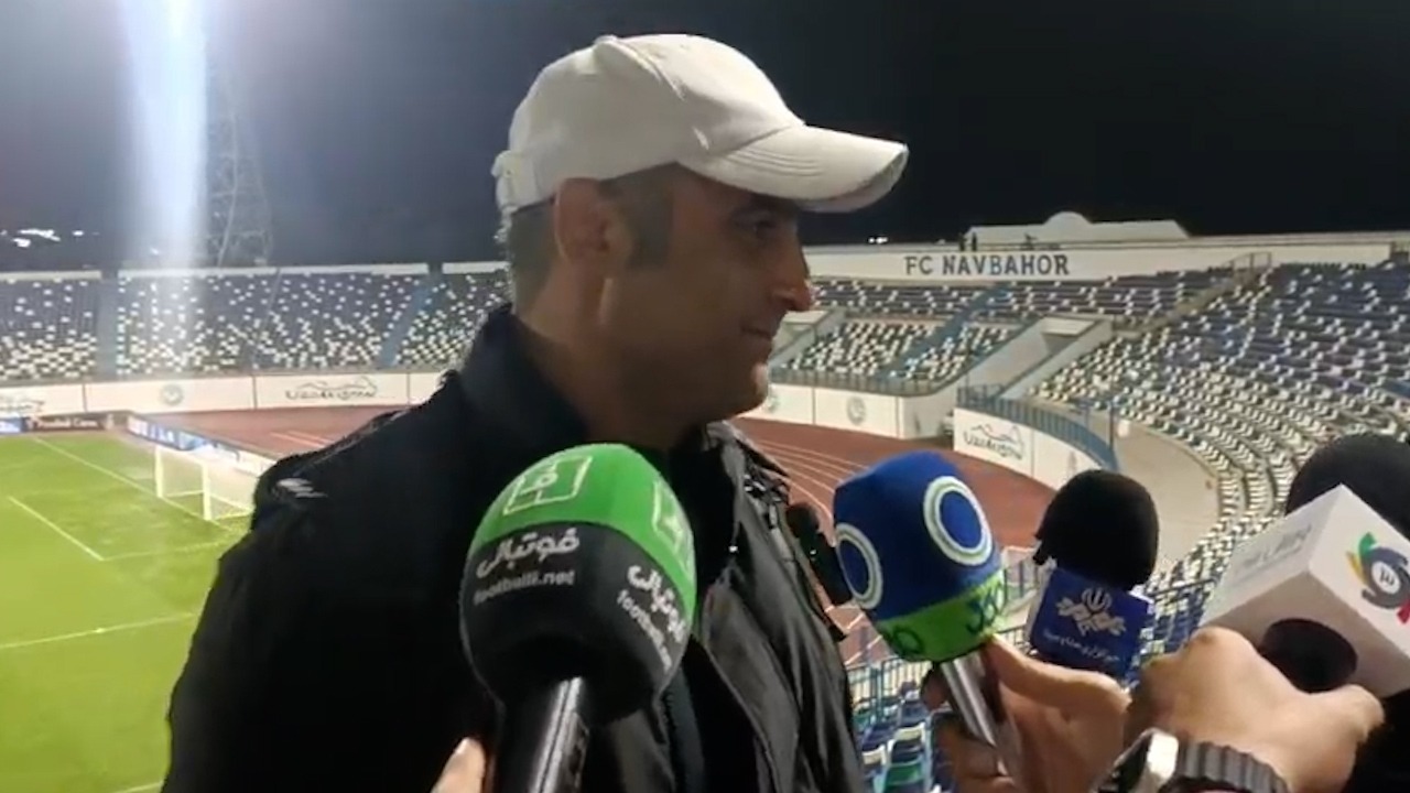 اختصاصی/ صحبت های فرهاد کوچک زاده سرپرست تیم نساجی در تمرینات این تیم یک روز قبل از بازی با نوبهار