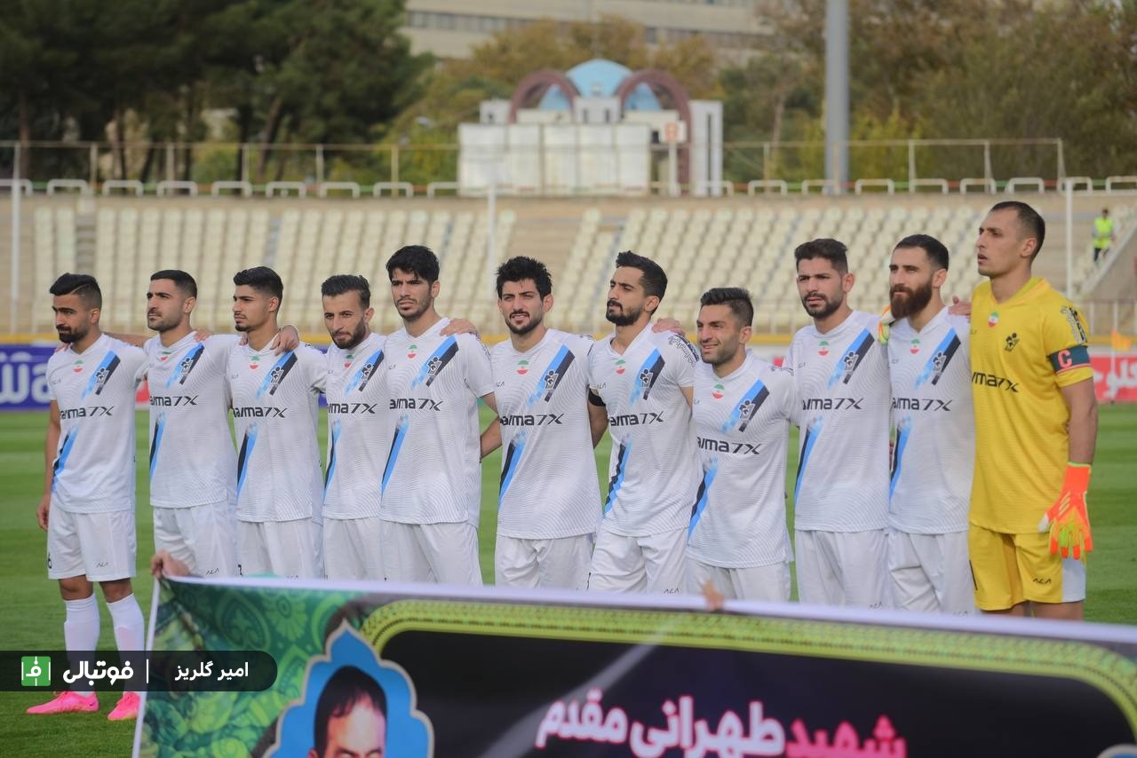 جریمه نقدی برای کادرفنی و بازیکنان تیم فوتبال پیکان