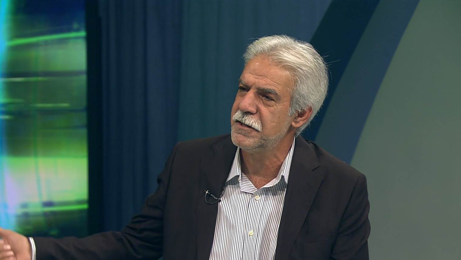 مرتضی فنونی زاده: این سبک بازی پرسپولیس را هیچکس نمی پسندد جز هواداران استقلال که می گوید پرسپولیس به همین سبک بازی کند ما می پسندیم