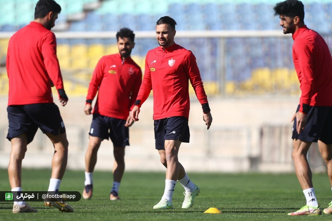 باتجربهها خیال گلمحمدی و پرسپولیس را راحت میکنند؟