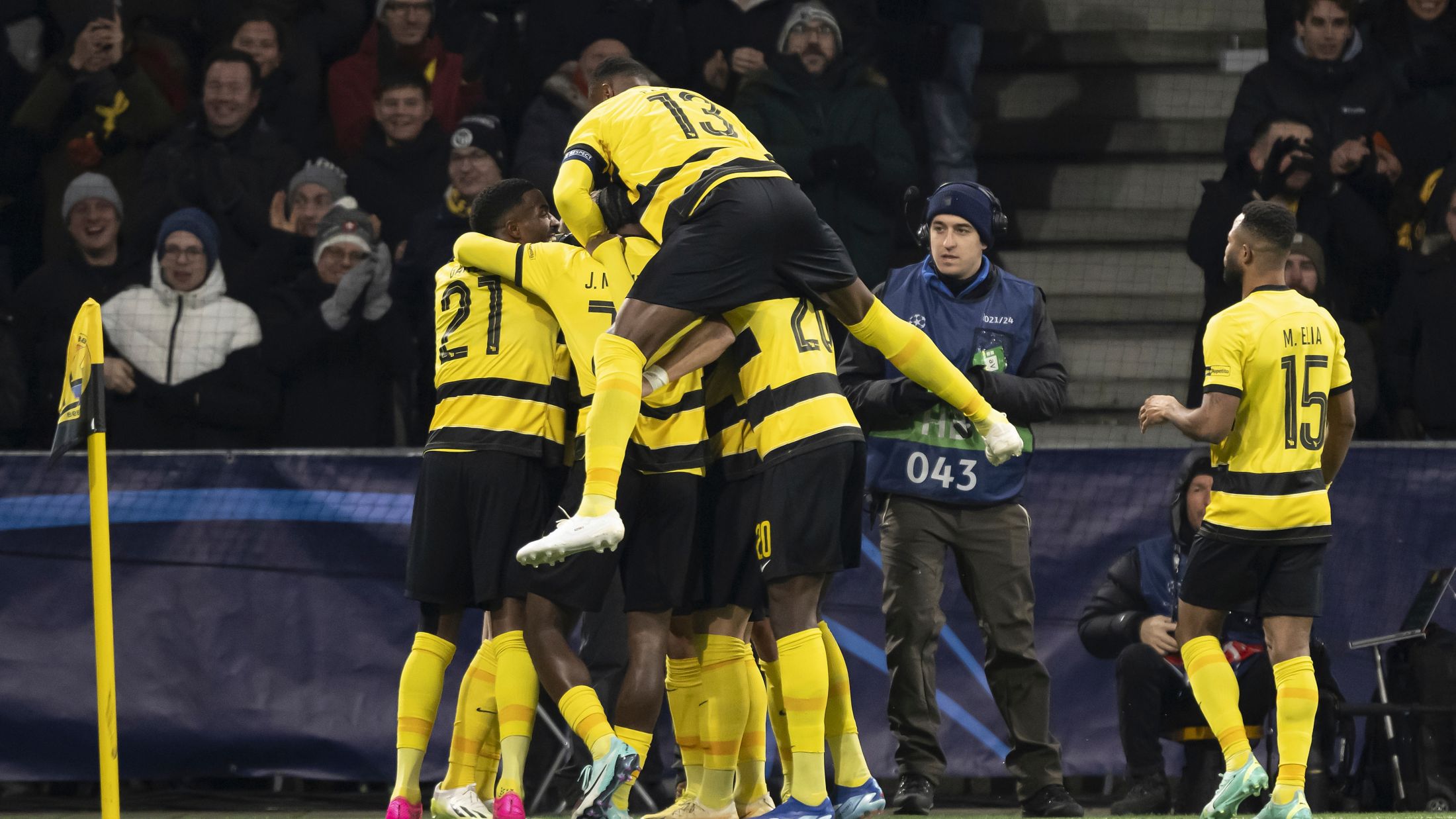 خلاصه بازی یانگ بویز 2-0 ستاره سرخ بلگراد