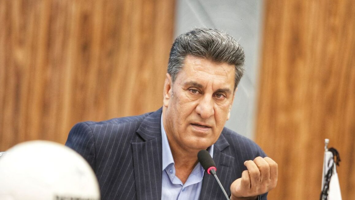افشاریان: اشکان خورشیدی به دلیل مصاحبه پس از بازی پرسپولیس و هوادار محروم نخواهد شد اما شاید یکی دو هفته او را نداشته باشیم