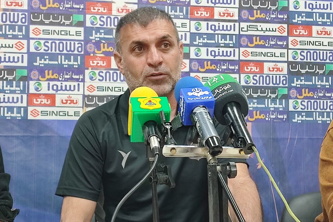 عبدالله ویسی: گل‌گهر باهوش و منسجم فوتبال بازی می‌کند