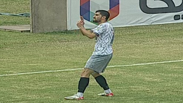 گل اول گل گهر سیرجان به صنعت نفت آبادان (علیرضا کوشکی)