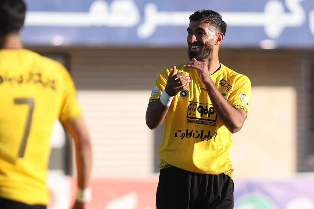 تنها سپاهانی خوشحال در سیرجان؛ مغانلو ۹ گله از زنجان!