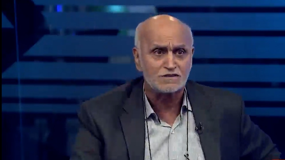 مجله فوتبال/ انتقادهای کاظم اولیایی از سازمان خصوصی سازی: هر وعده ای که دادند عملی نشد/ نه مشکل مالک مشترک حل شد و نه باشگاه ها به سود رسیدند