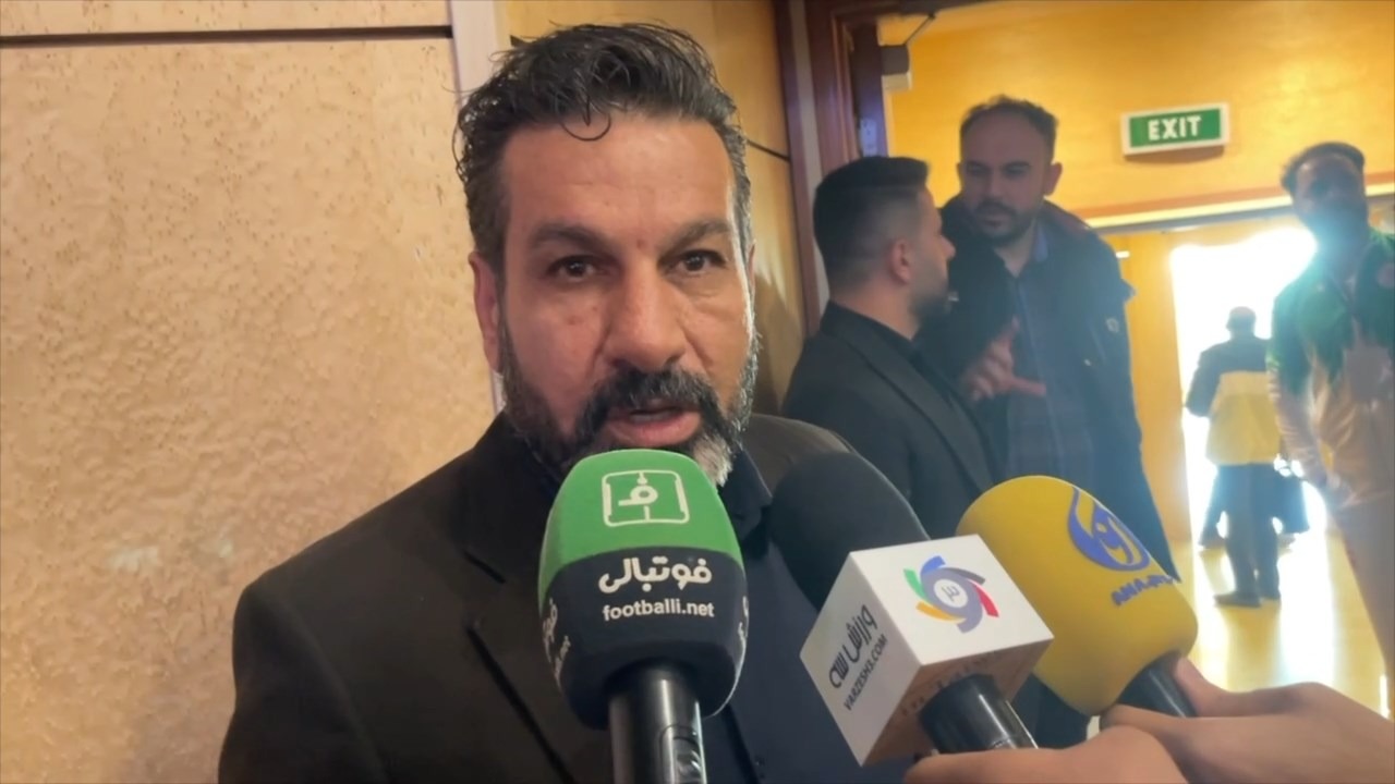 اختصاصی/ محمد مومنی: تیم ملی جای جوانگرایی نیست - پرچم استقلال به دلیل رعایت قانون بالاست
