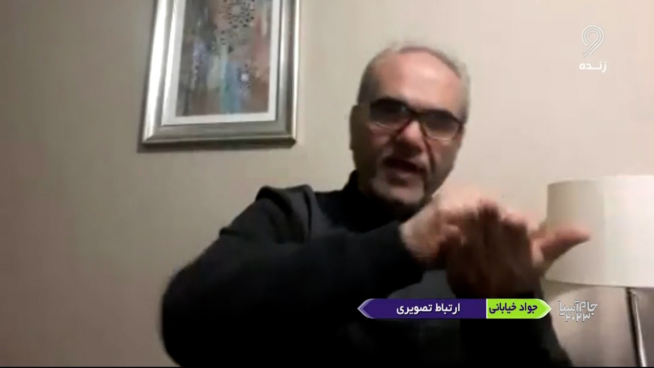 جام آسیا 2023/ ادامه بحث خداداد عزیزی با جواد خیابانی درمورد کره جنوبی/ خیابانی: چرا سعی دارید روی کار کلینزمن ماله بکشید/ بازیکنان کره فیلم بازی می‌کنند