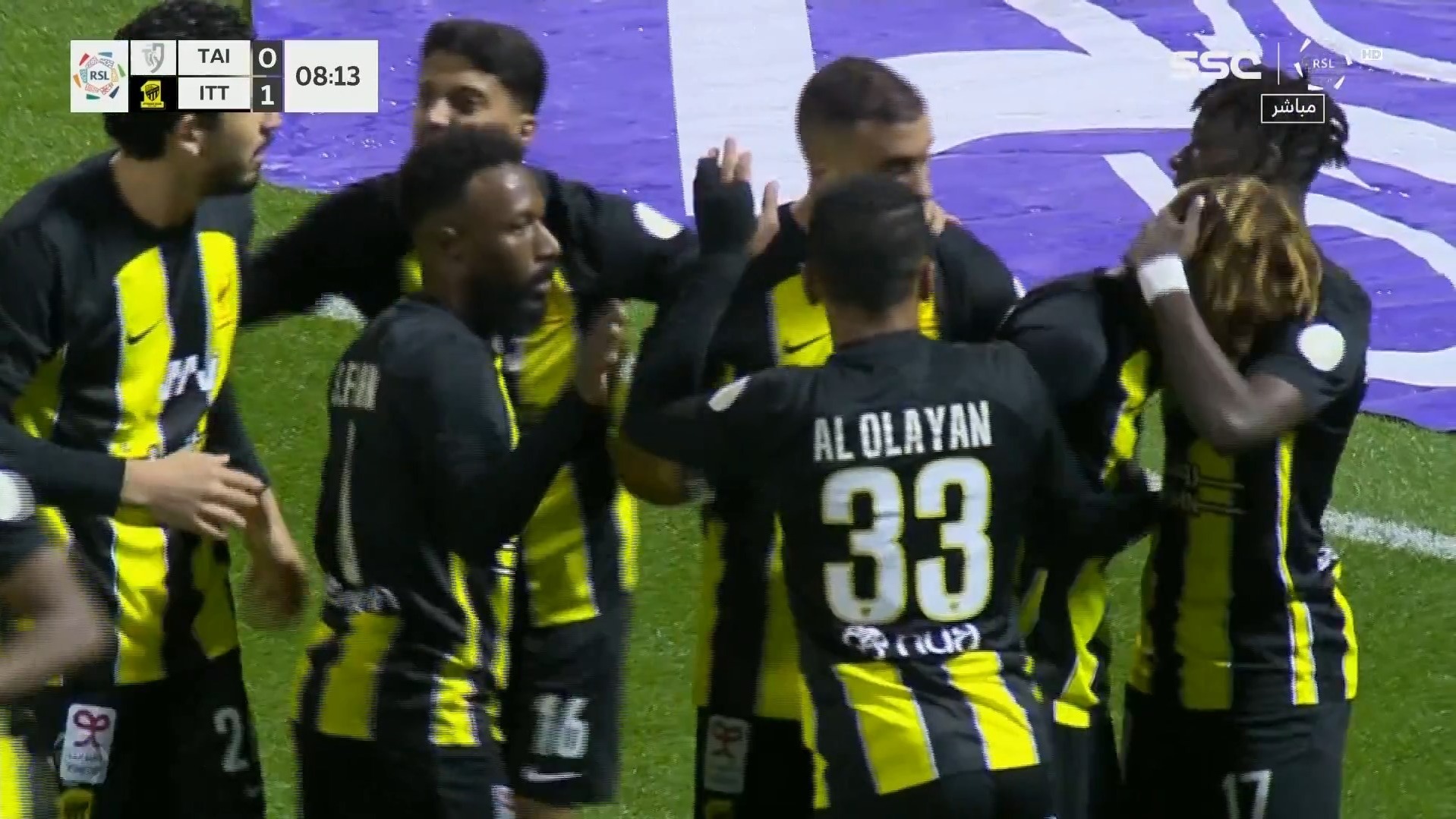 گل اول الاتحاد به الطائی (عبدالرزاق حمدلله)