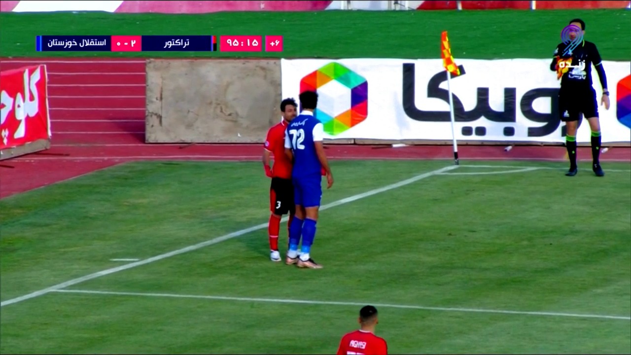 درگیری شجاع خلیل زاده با بازیکن استقلال خوزستان