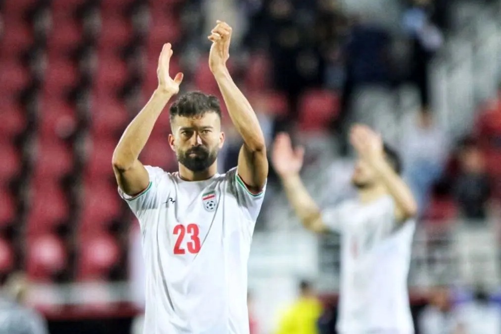 رامین رضاییان برای سیلزدگان سیستان و بلوچستان دست به کار شد +عکس