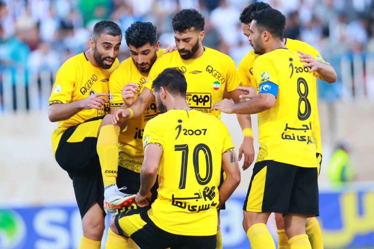 4 سپاهانی، ناظران ویژه تشکر مغانلو از رضایی! (عکس)