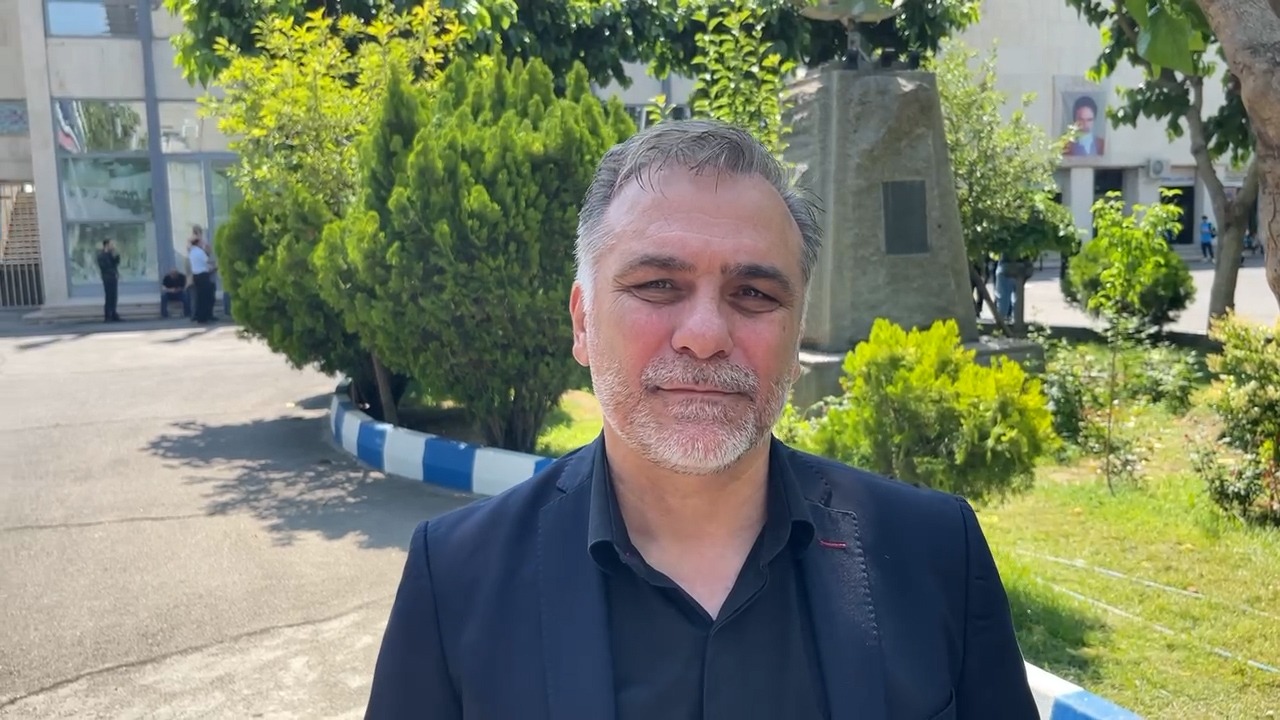 اختصاصی/ صحبتهای میرشاد ماجدی در مراسم تشییع مرحوم حسین خوشخوان در ورزشگاه شهید شیرودی