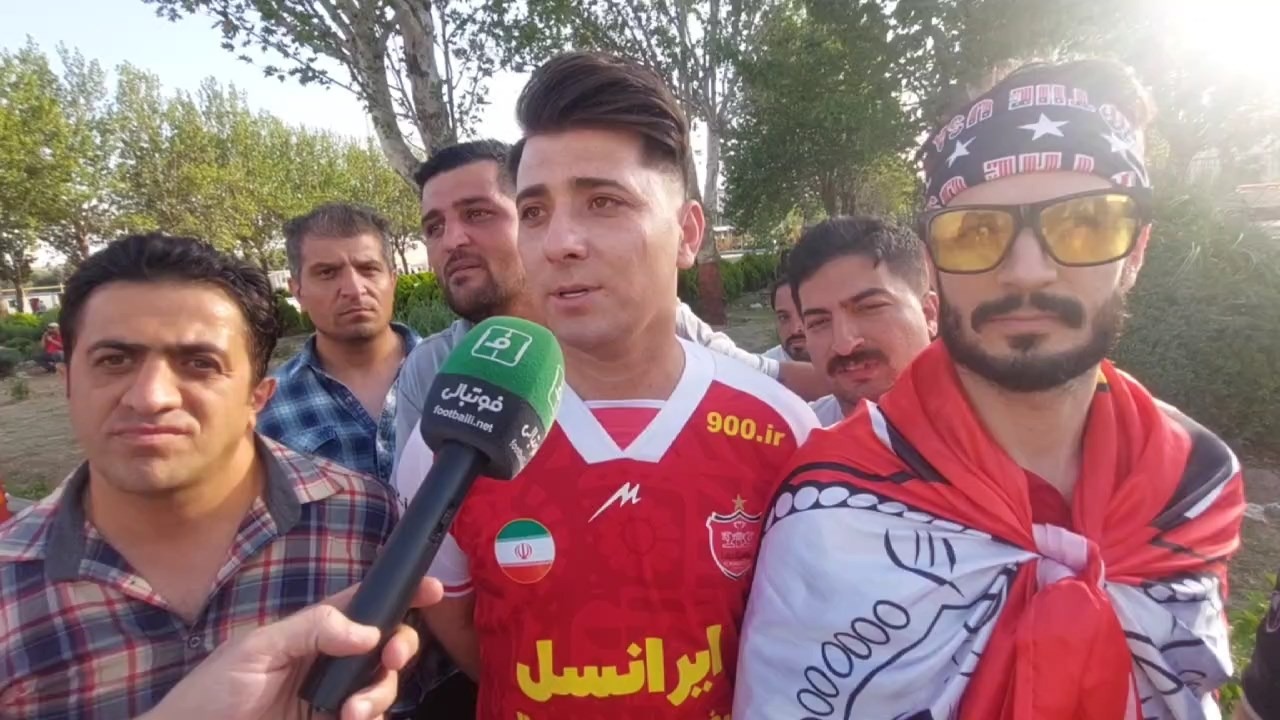 اختصاصی/ نظر هوادار پرسپولیس درباره درخشش اورونوف در این تیم: لطف نکونام بود!