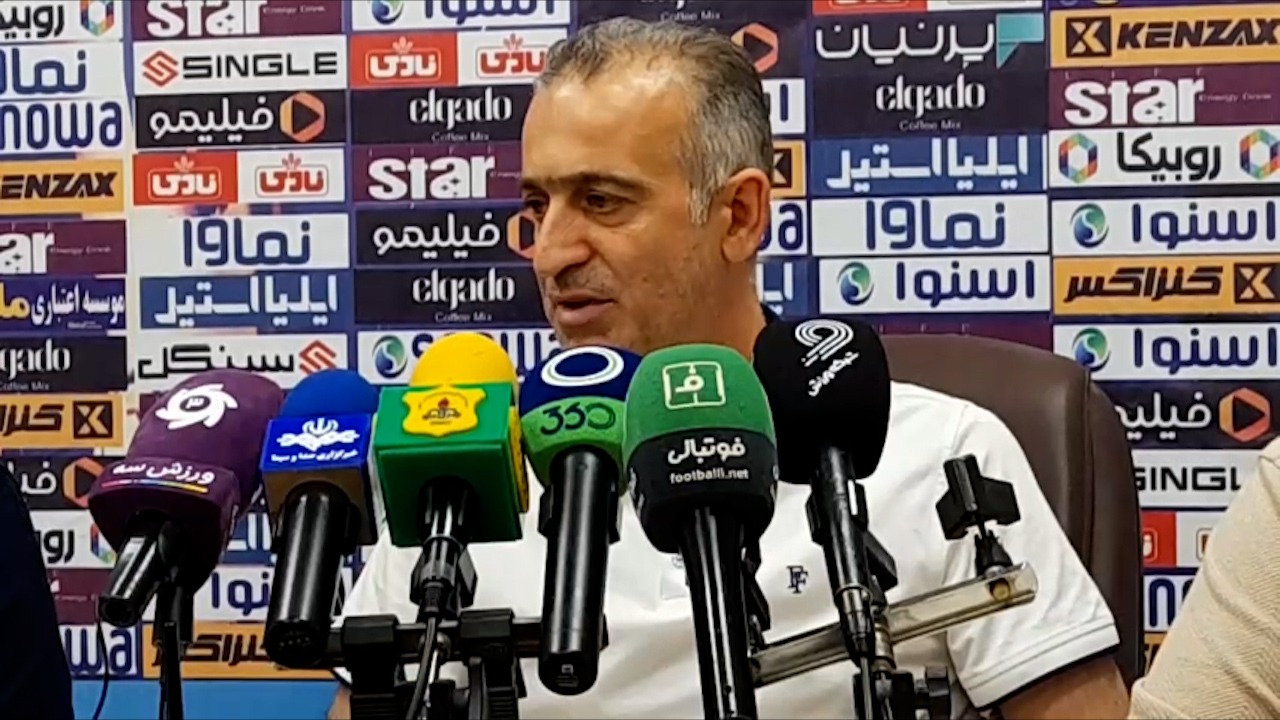 اختصاصی/ نشست خبری طولانی کمالوند سرمربی صنعت نفت پس از سقوط به لیگ آزادگان