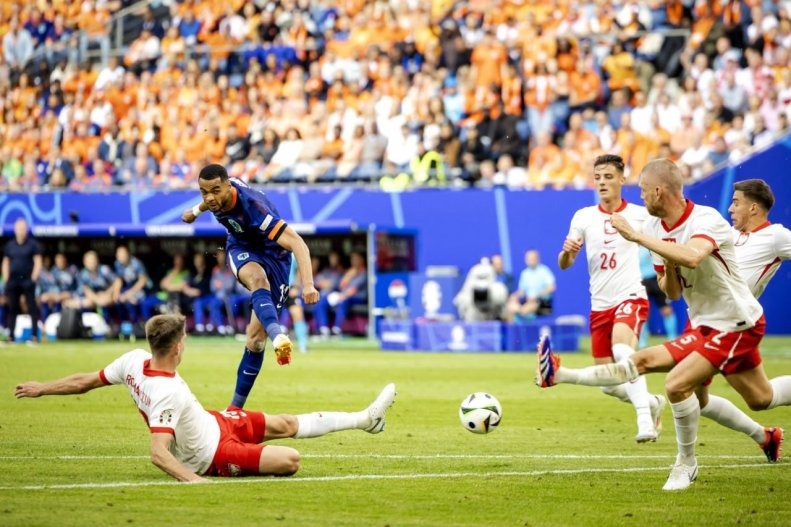 بازیکنی که اولین گل هلند را در جام جهانی 2022 و یورو 2024 زد