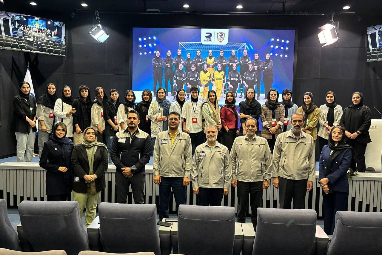 ستارهها در حوالی صفادشت؛ فوتسال زنان رایزکو کهکشانی شد
