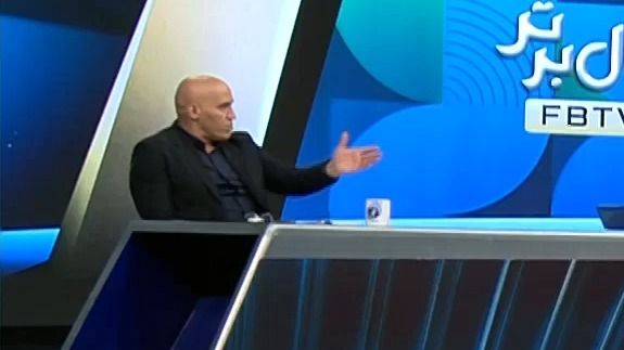 فوتبال برتر/ علیرضا منصوریان: ما از نمایندگان ایران در آسیا چه انتظاری داریم؟ باید دو سال پیش قهرمان می شدیم که سقف قرارداد وجود نداشت و ستارگان در لیگ عربستان حضور نداشتند