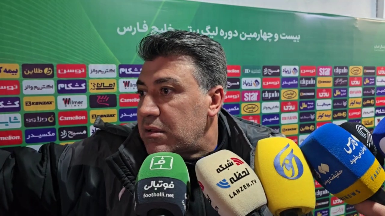 محمد نوازی: چه کسی گفته پیام و بیژن حیدری باید بازی‌ها را سوت بزنند؟ فوتبالی | 