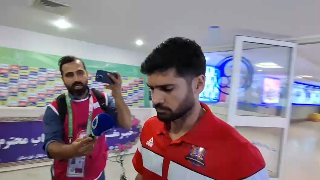 حواشی خروج بازیکنان نساجی از ورزشگاه پس از شکست مقابل استقلال خوزستان
