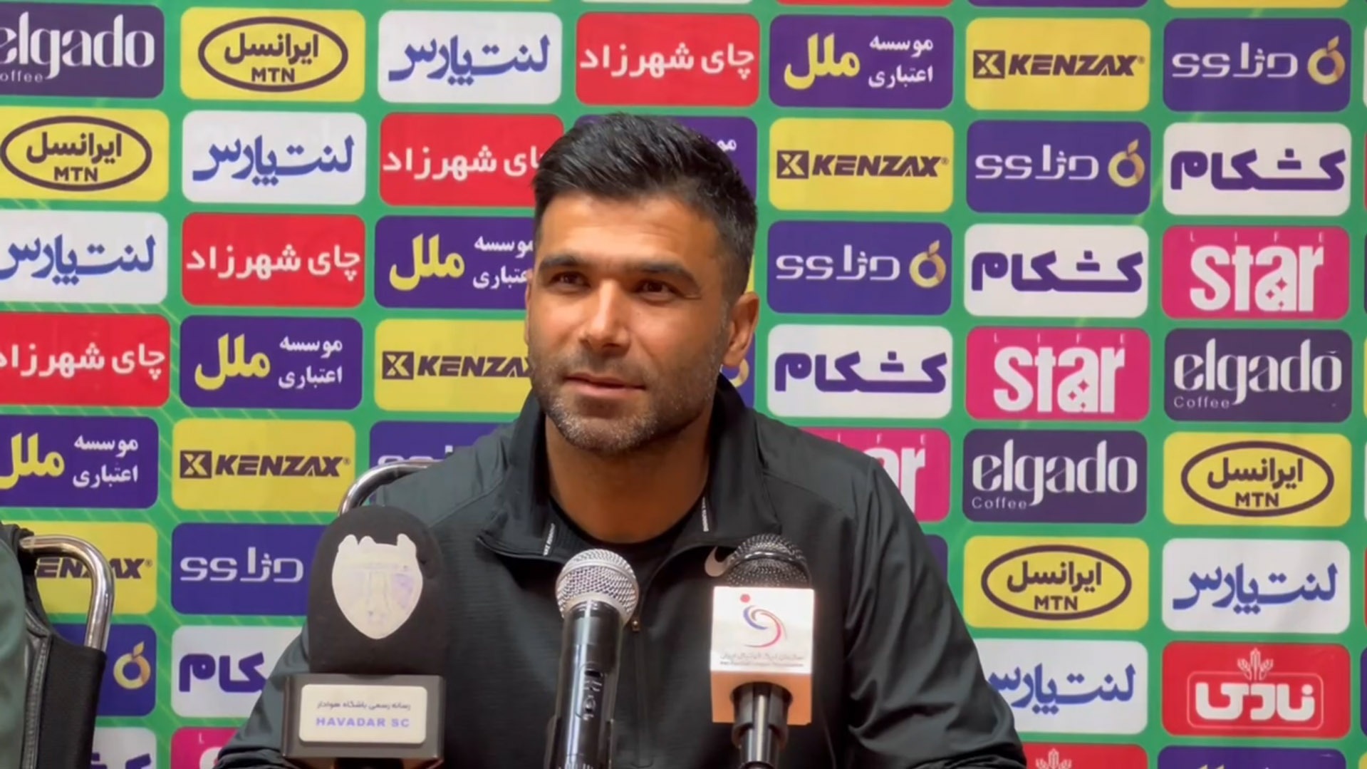 نشست خبری امید روانخواه سرمربی هوادار پیش از بازی با ملوان