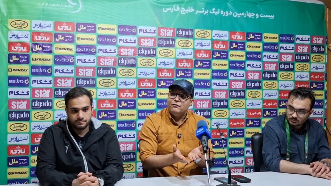 ربیعی سرمربی ذوب آهن: به من فحش می دهید؟ من دو بار که استعفا دادم