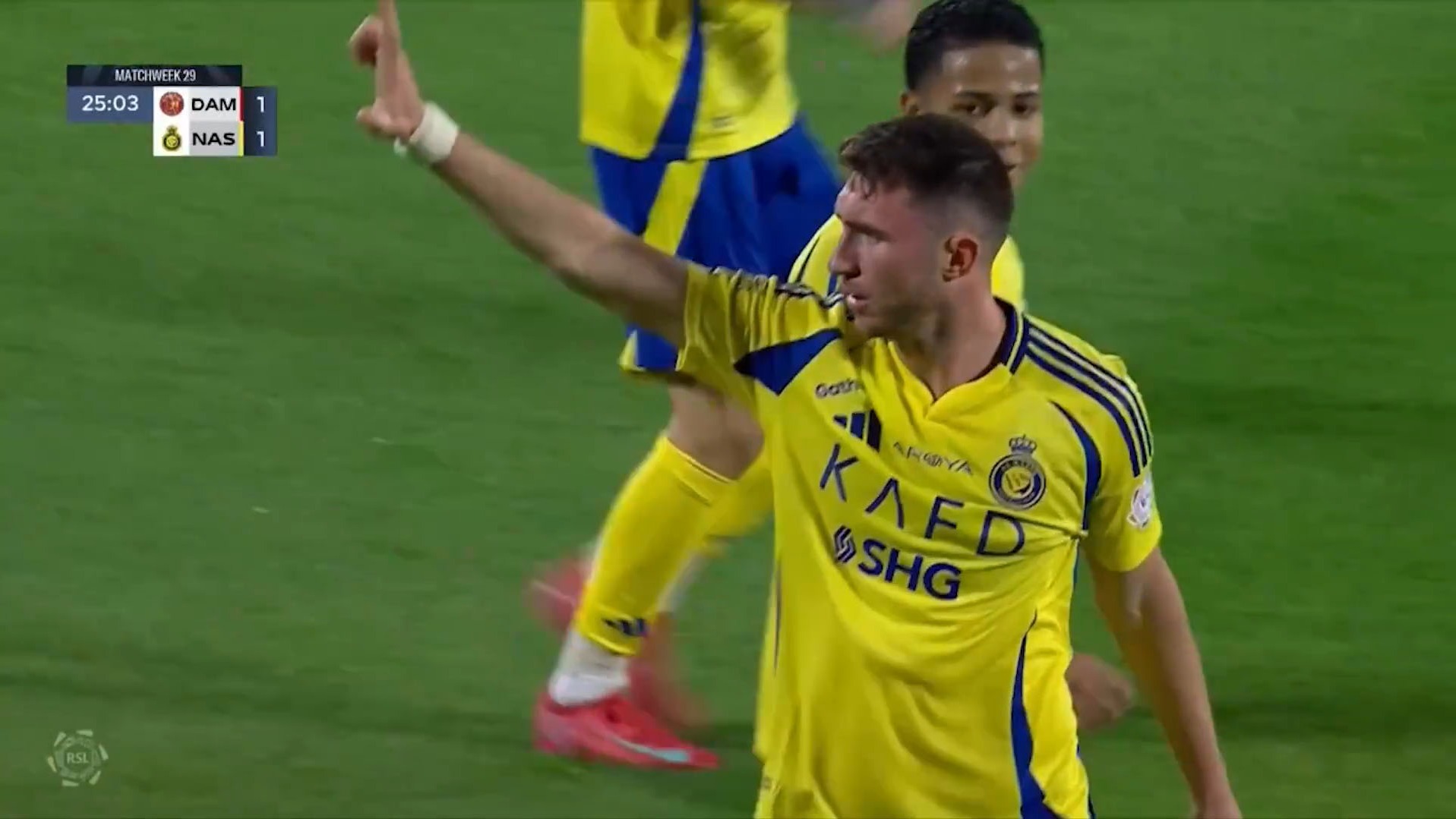 گل اول النصر به ضمک (آیمریک لاپورت)