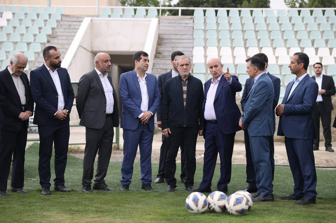 بازدید دکتر پزشکیان از مرکز ملی فوتبال ایران