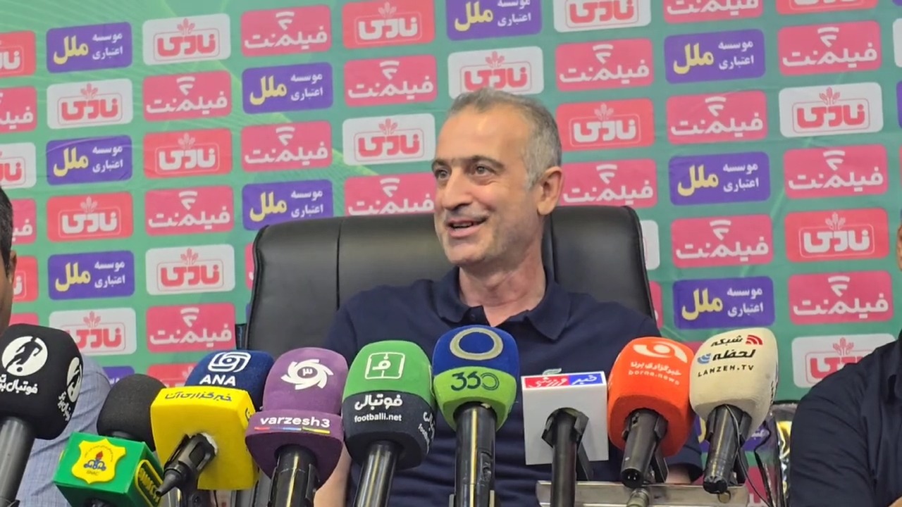 کنفرانس خبری کمالوند پس از برد سرنوشت ساز نفت آبادان مقابل پیکان