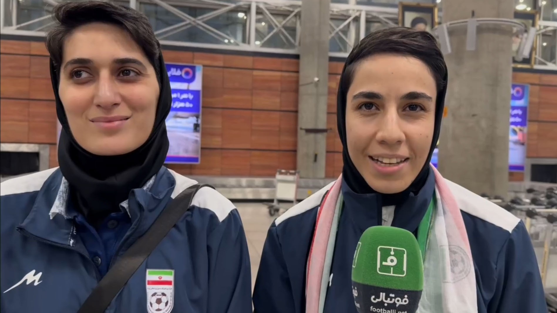 صحبتهای نسترن مقیمی و فاطمه حسینی بعد از بازگشت کاروان تیم ملی فوتسال زنان به ایران
