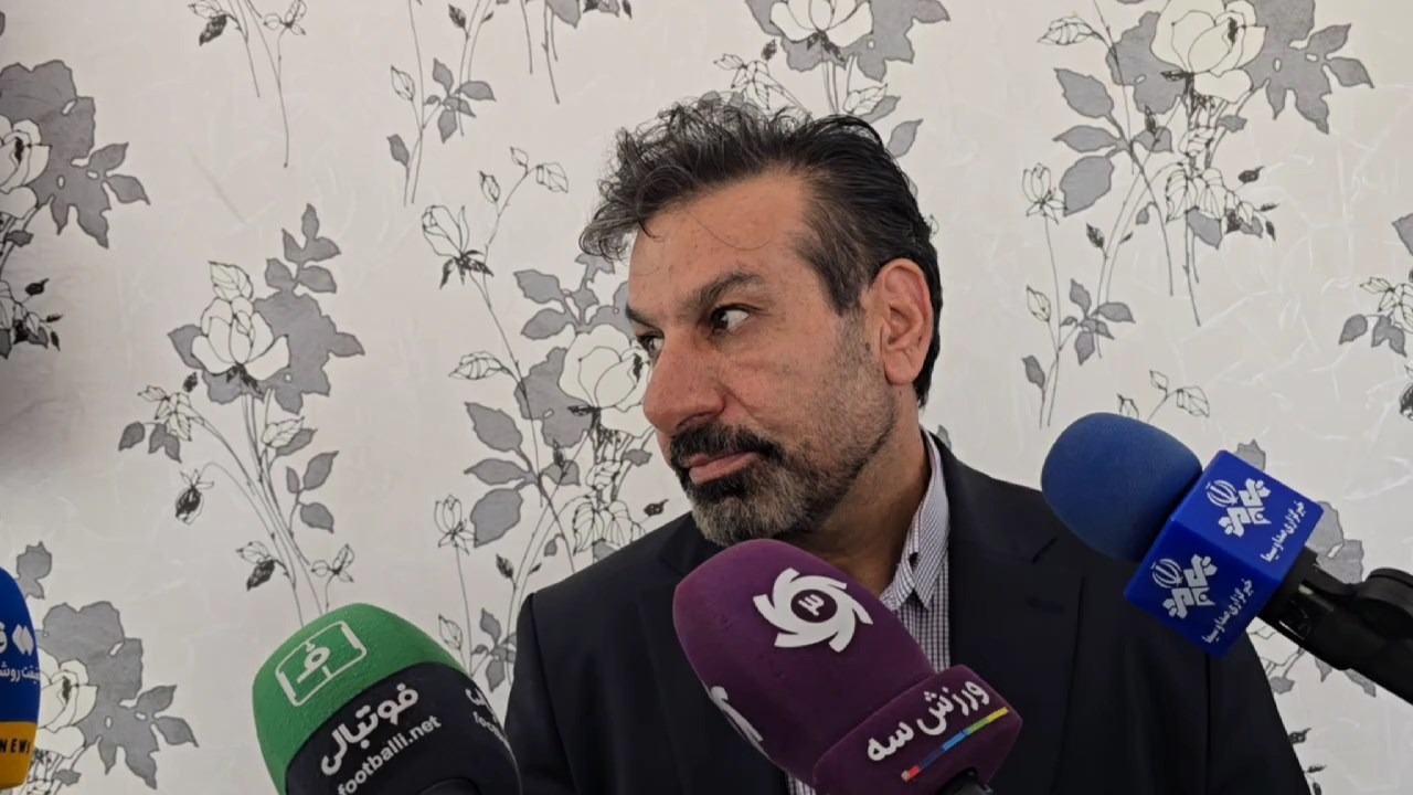 گفت و گو با محمد مومنی در پایان آئین ملی نکوداشت روز جهانی فوتبال