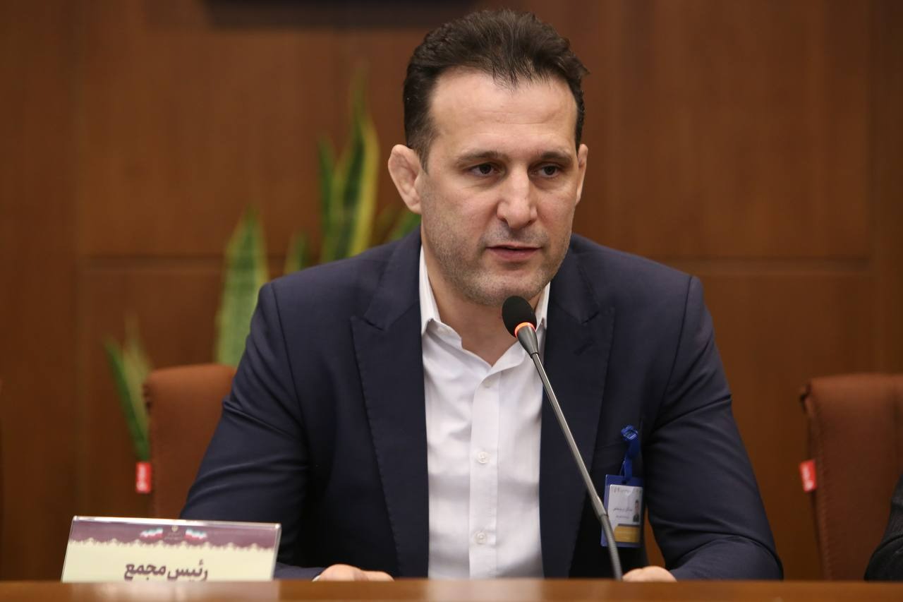 میراسماعیلی: امروز وظیفه داریم در کنار ملت باشیم