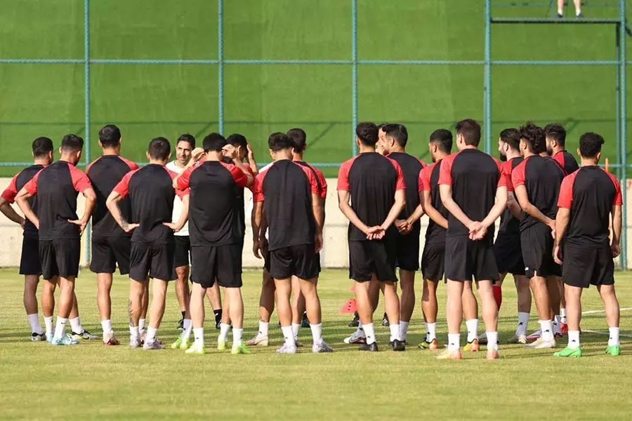 تمرین بارانی پرسپولیس با توصیههای آقا وحید