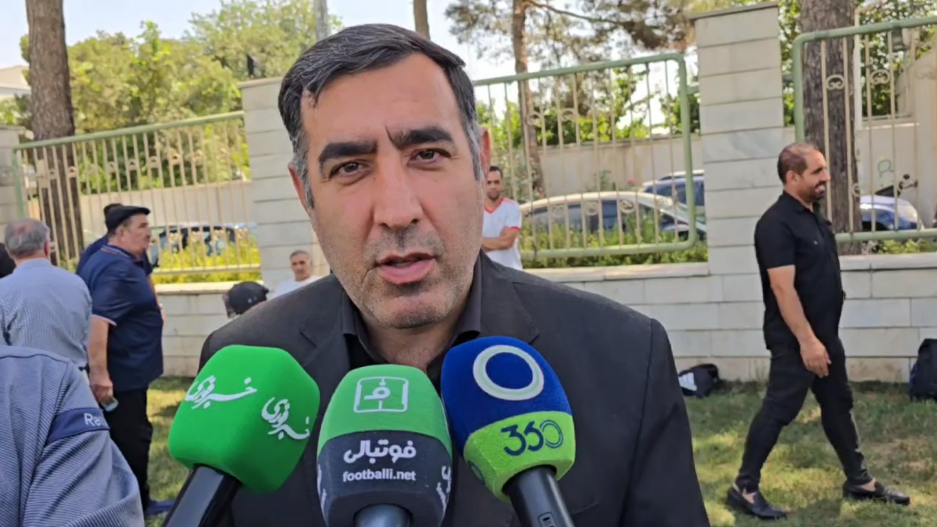 جوادی: فولاد و چادرملو برای بازی در تهران درخواست دادهاند!
