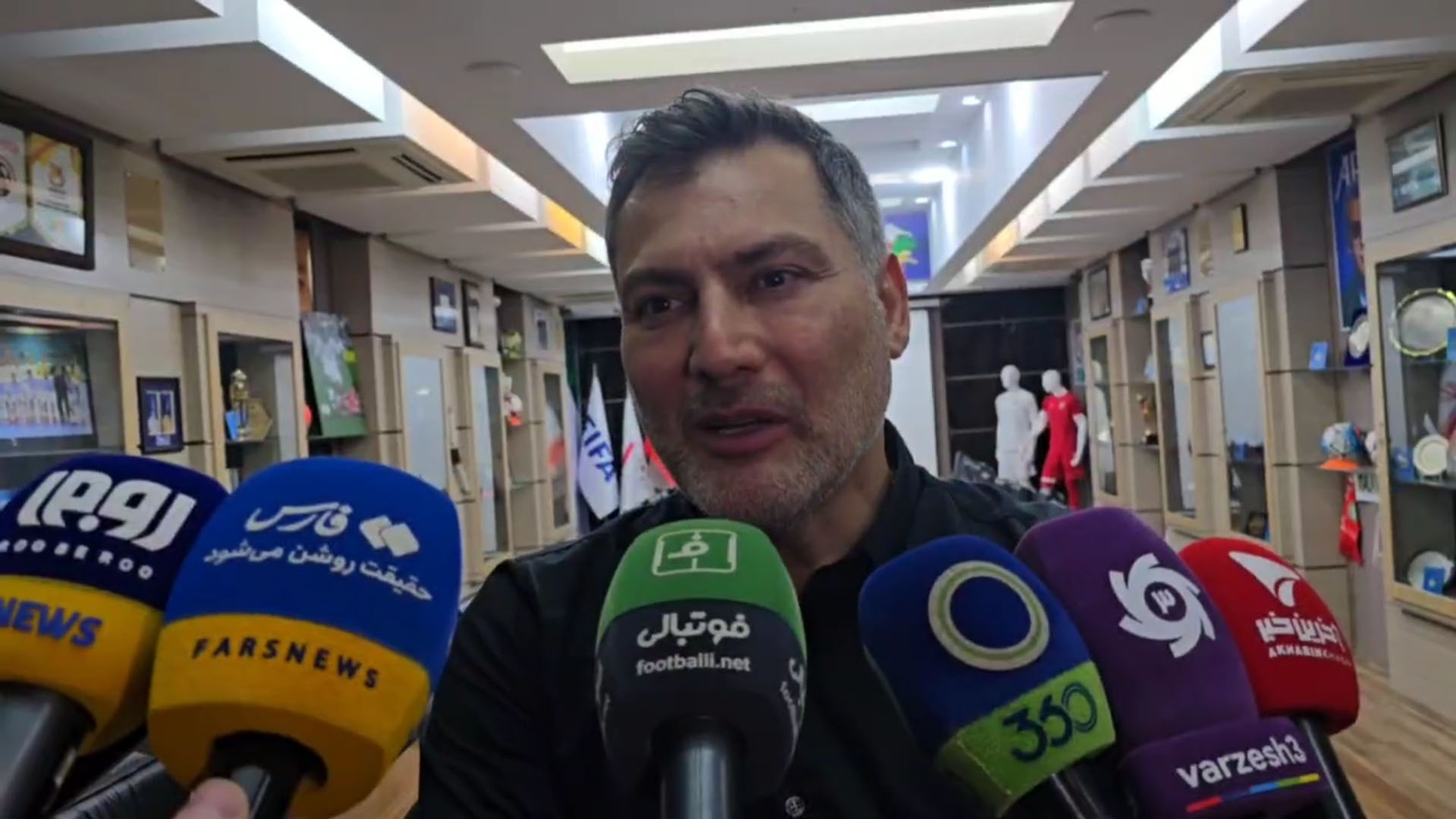 طباطبایی: سبک مدیریتی استقلال با این شکل جواب نمی‌دهد!