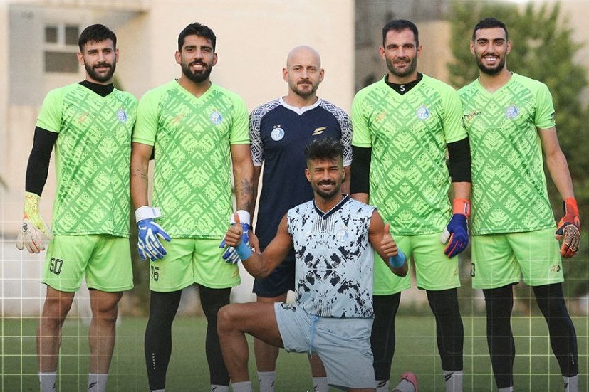 معضل عجیب استقلال؛ 3 دروازهبان در فهرست بزرگسالان!