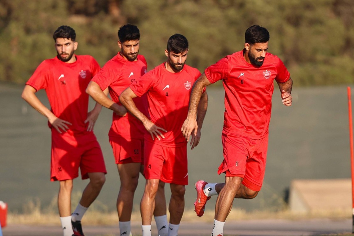 تمرین ۶۰ دقیقهای پرسپولیسیها در نوبت عصر