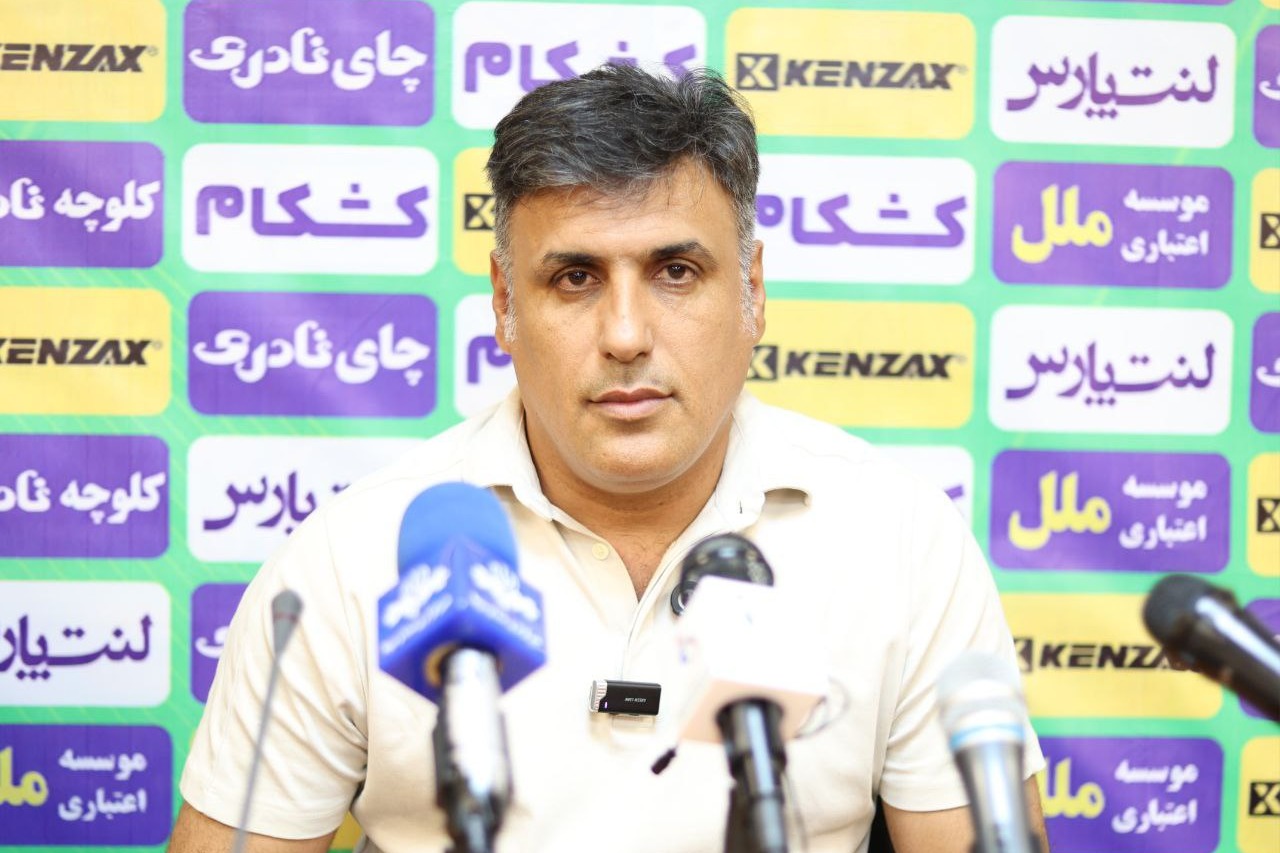 خلیفه اصل: با مطالعه بازیکن گرفتیم اما باز هم کمبود داریم