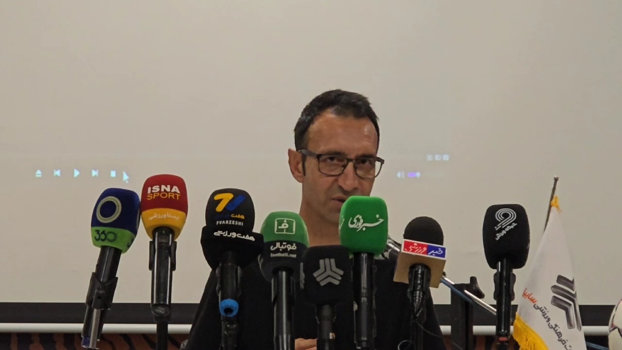 کنفرانس خبری رضا عنایتی سرمربی جدید سایپا