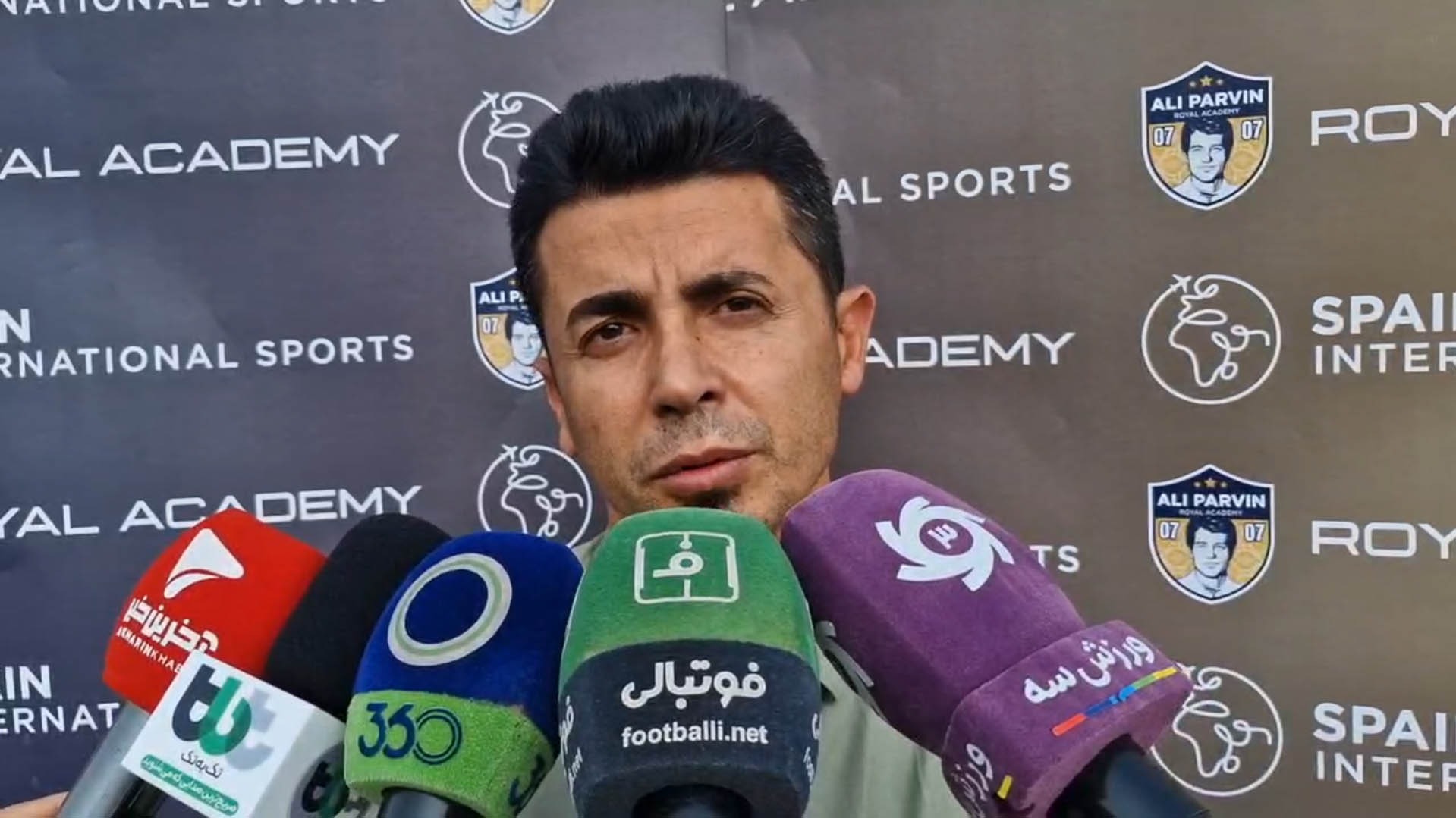 مهدی امیرآبادی: نازون اضافه وزن دارد و باید به شرایط ایده‌آل برسد فوتبالی | 