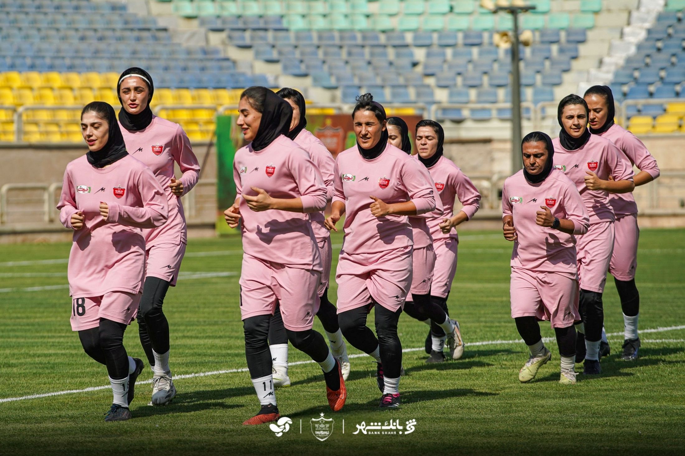 آخرین تمرین تیم بانوان پرسپولیس پیش از دیدار با ایستا برگزار شد