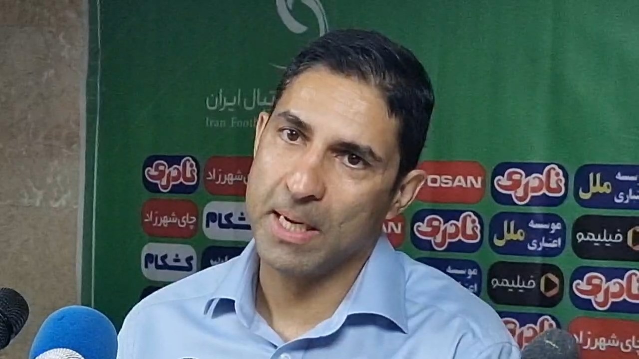 هاشمیان: بازیکن در تیم بزرگی مثل پرسپولیس، باید کم‌کم وارد جریان بازی شود