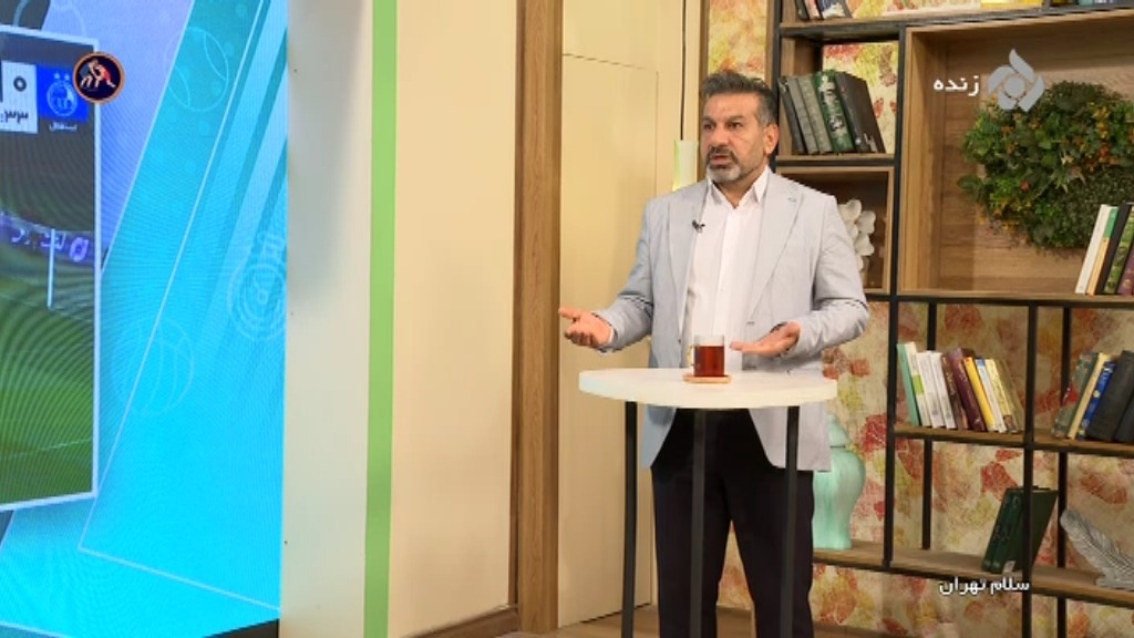 مومنی: استقلال 2 امتیاز با صدر فاصله دارد، باید به بازیکنان قرصت داد