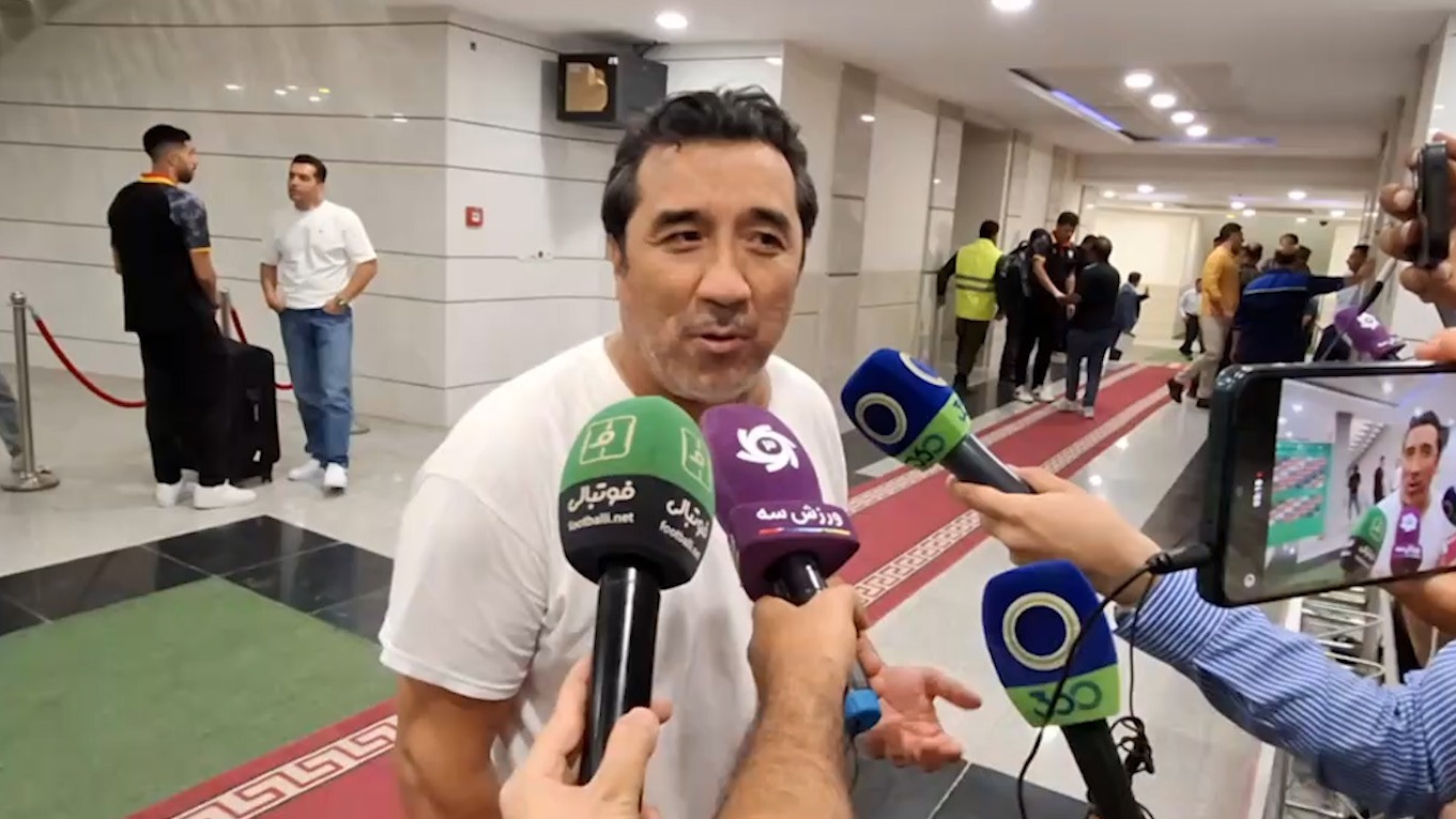 خداداد عزیزی: مسخره است که عدم ورود هوادار به ورزشگاه را به من نسبت میدهند