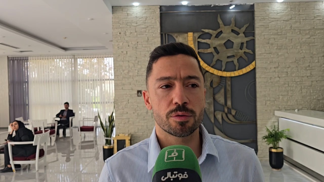 نوید عاشوری: هیچ کس جرات نمیکند وارد زمین تختی شود