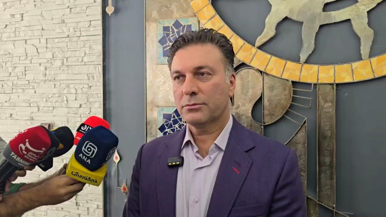 سعید مظفری زاده: شکایت ما از آلوز در فیفا پیگیری میشود